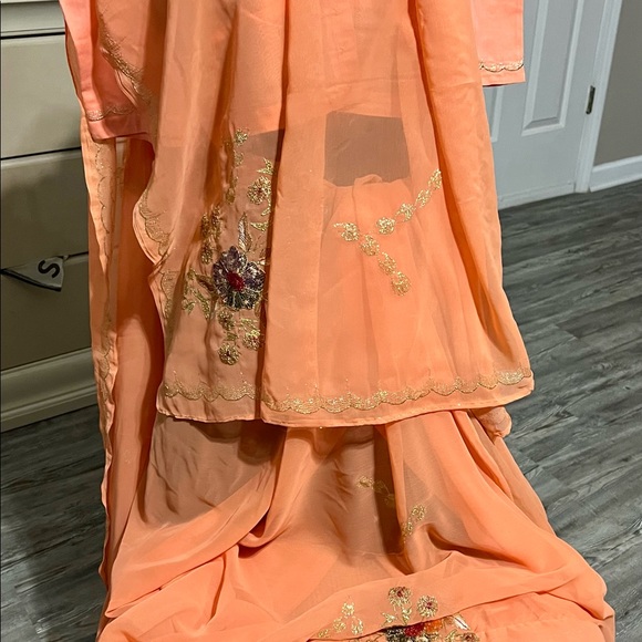 Sari blouse - Picture 7 of 14